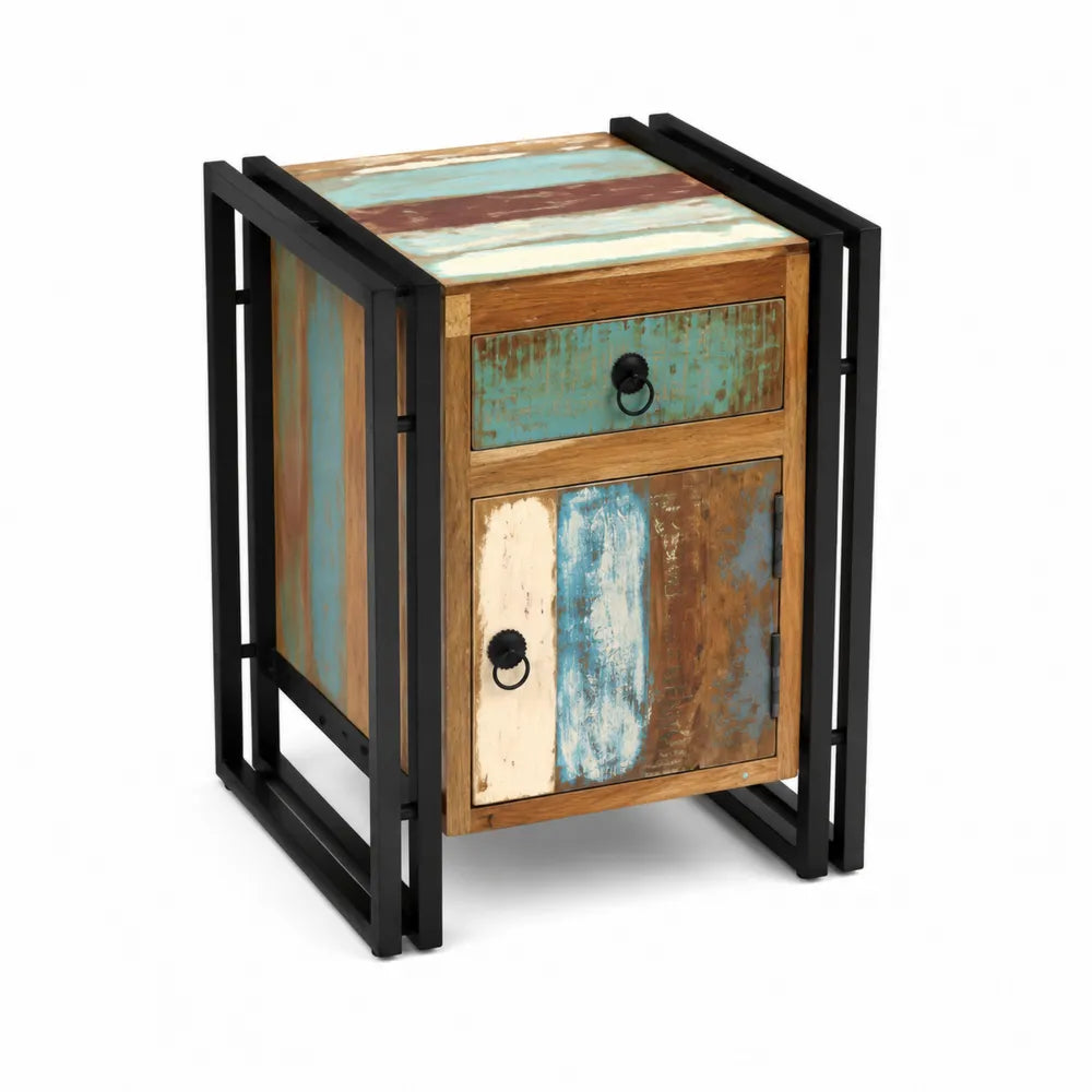Bunter Nachttisch aus recyceltem Holz und Metall